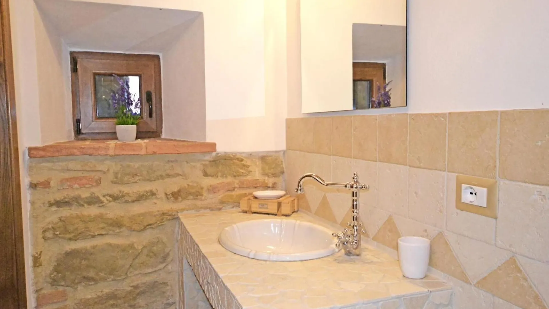 Apartment Appartamento Luna Cortona