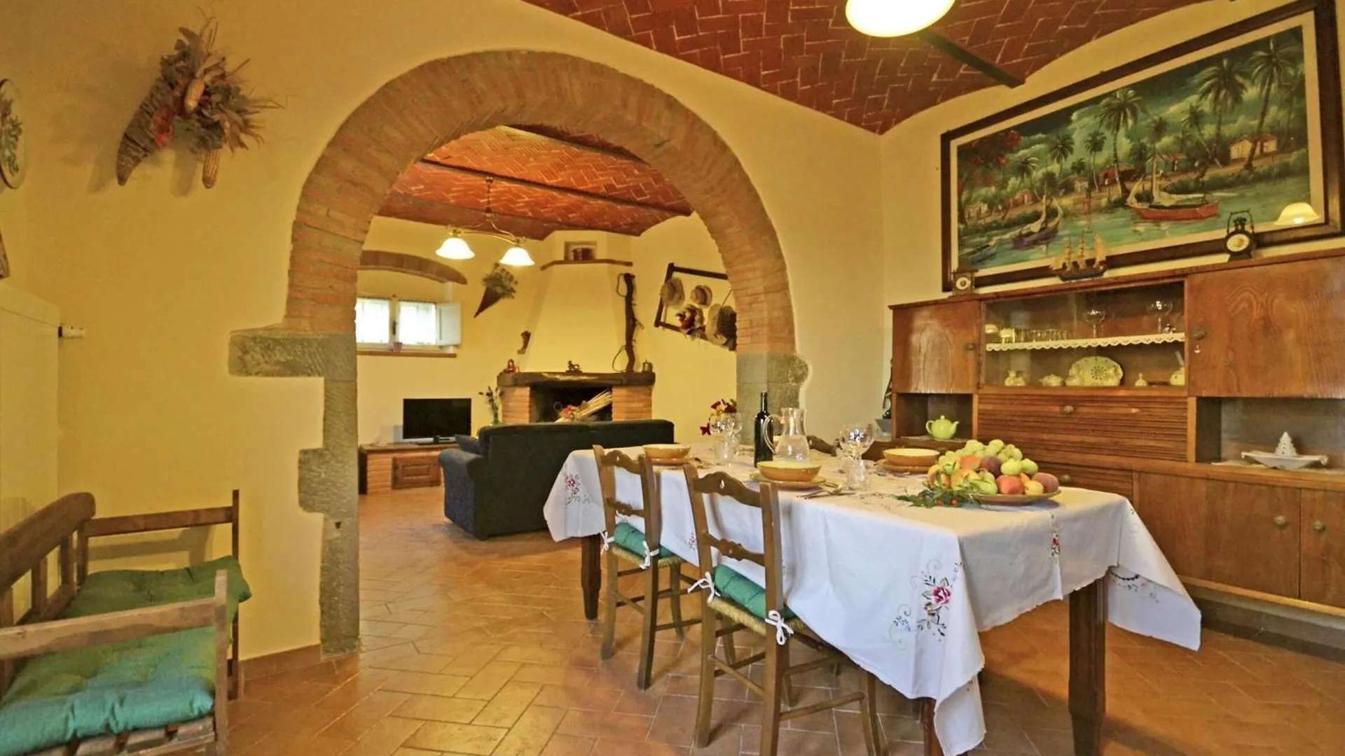 Apartment Appartamento Luna Cortona